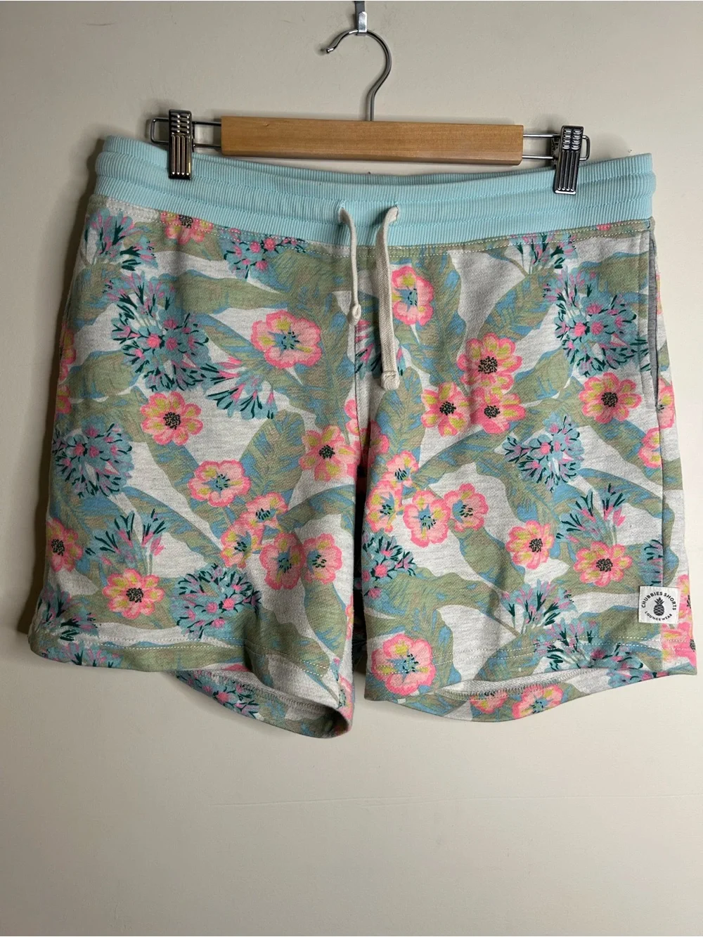 Chubbies Lounge Wear Medium 7” Shorts Tropical Floral Green Pink